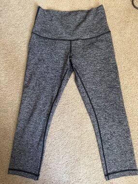 Lululemon Cropped Leggings 8